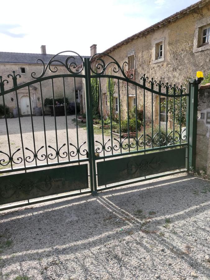 Le Manoir De Gatines Bed & Breakfast Tigne Luaran gambar